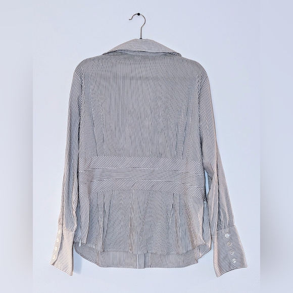 Unique details! Etcetera black & white striped dressy shirt - Size 14 - Picture 3 of 10